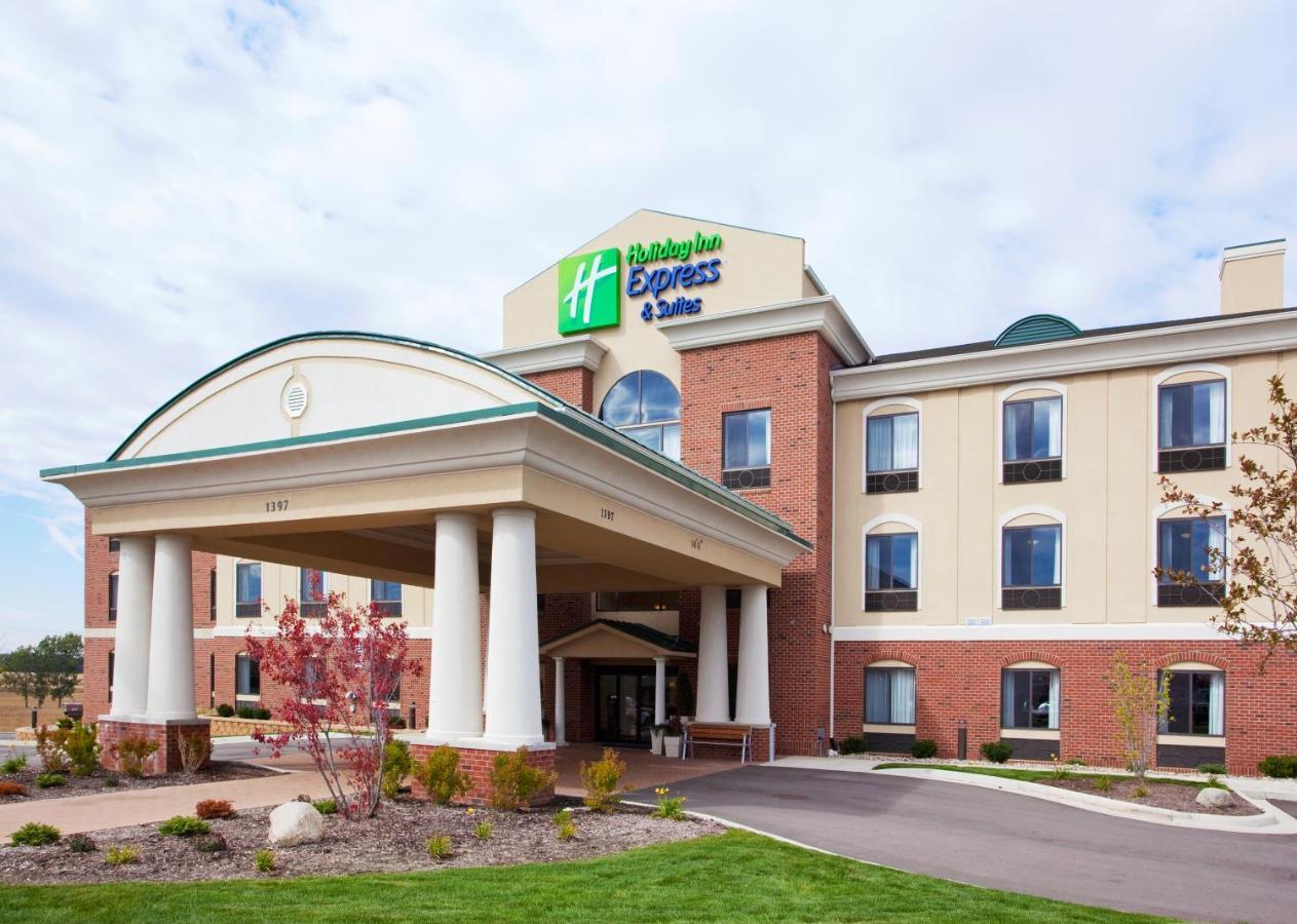 Holiday Inn Express And Suites Detroit North-Troy By Ihg Buitenkant foto