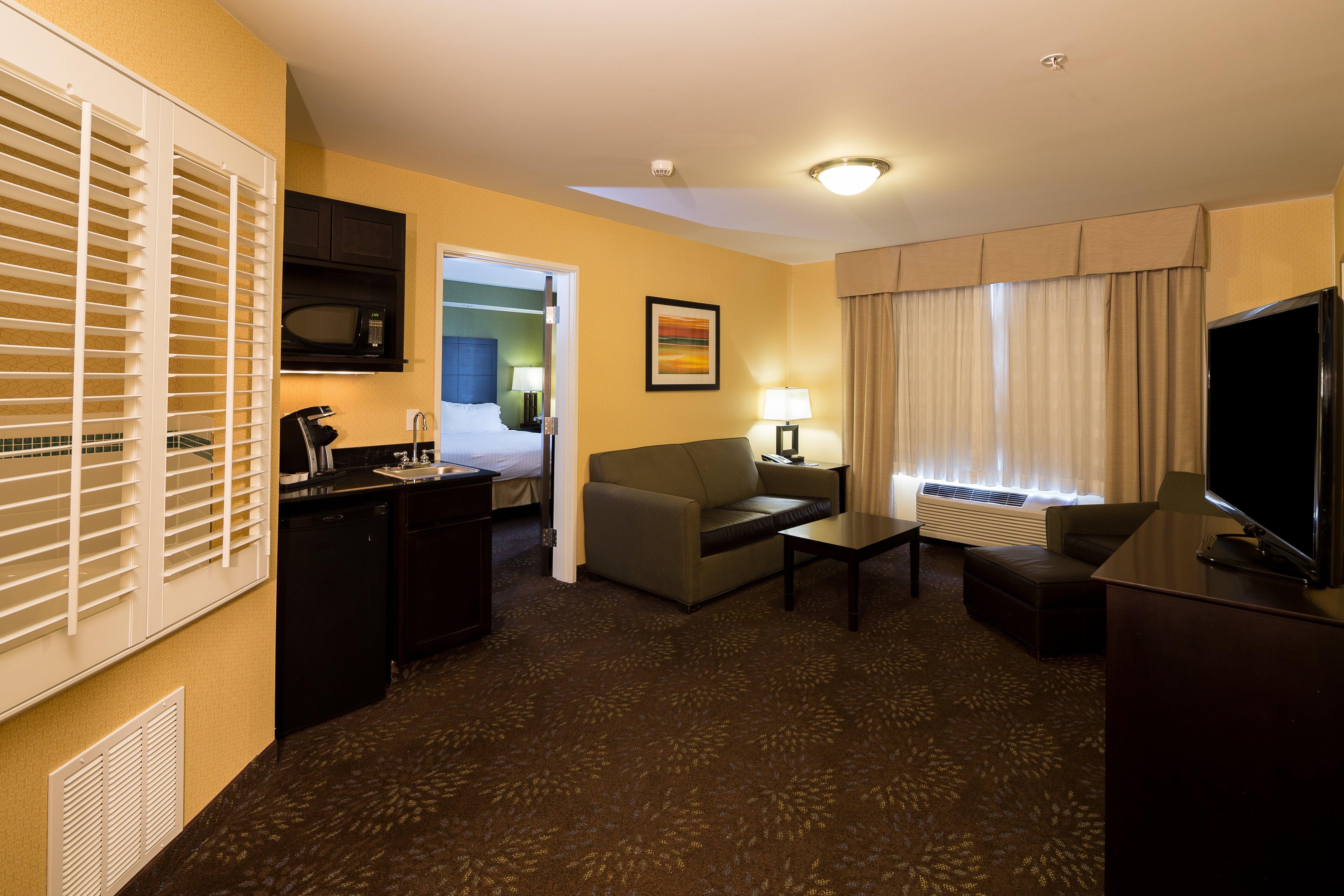Holiday Inn Express And Suites Detroit North-Troy By Ihg Buitenkant foto