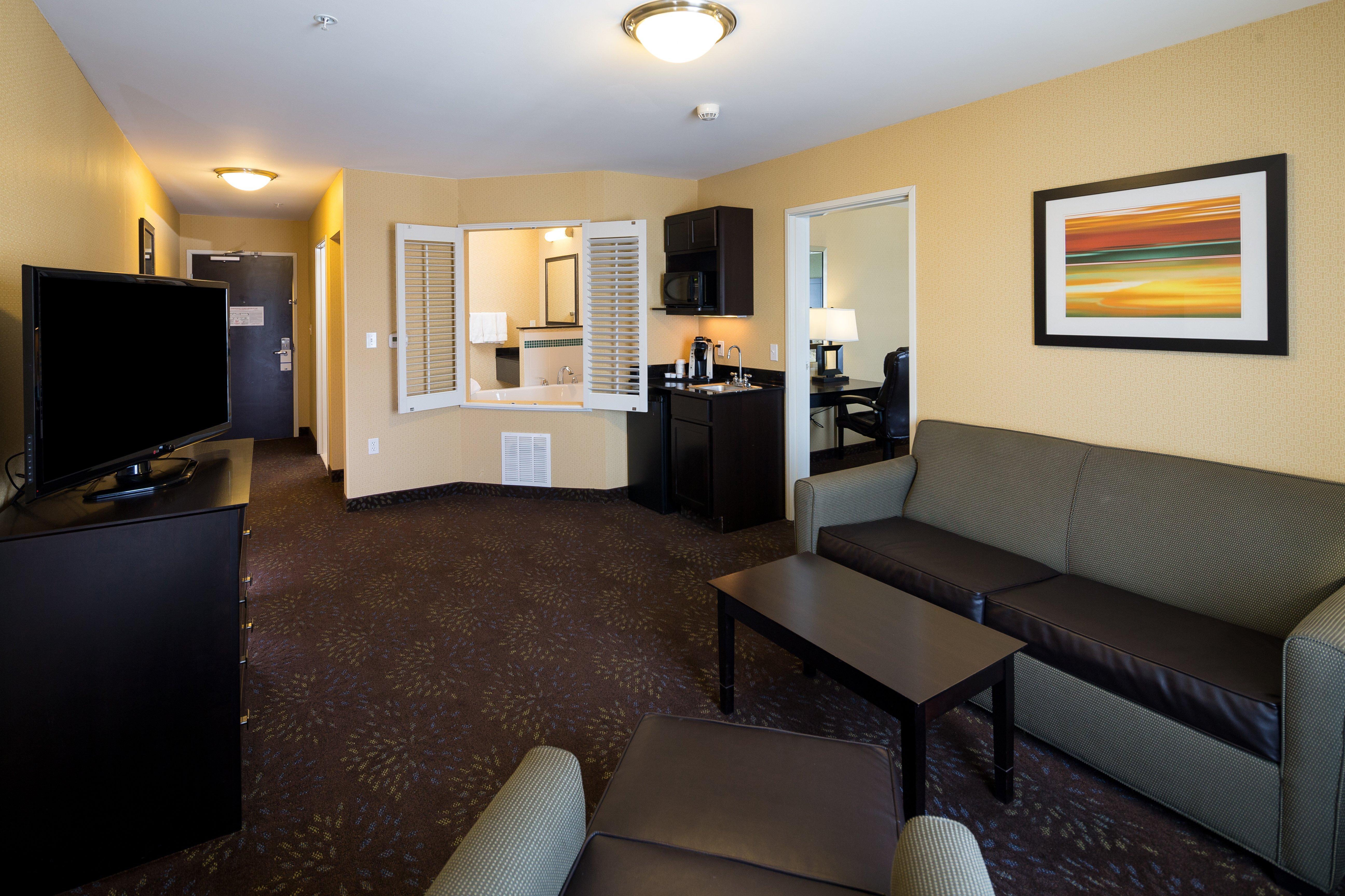 Holiday Inn Express And Suites Detroit North-Troy By Ihg Buitenkant foto
