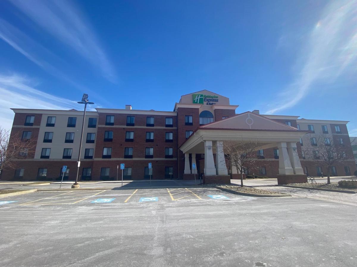 Holiday Inn Express And Suites Detroit North-Troy By Ihg Buitenkant foto